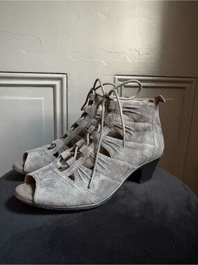 Women’s Gray Suede Lace-Up Peep Toe Ankle Booties